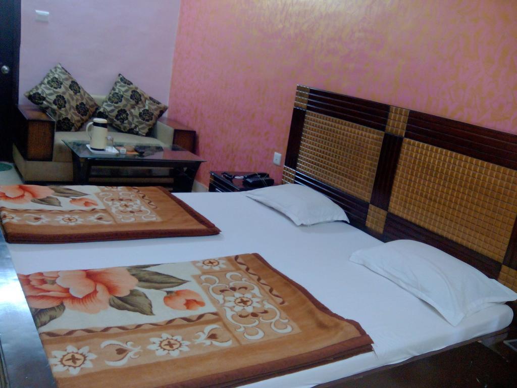 Hotel Rest Inn Lucknow Camera foto