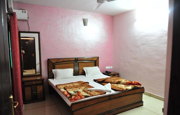 Hotel Rest Inn Lucknow Camera foto